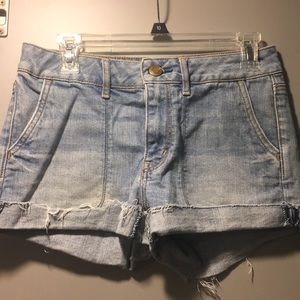 High waisted American Eagle jean shorts